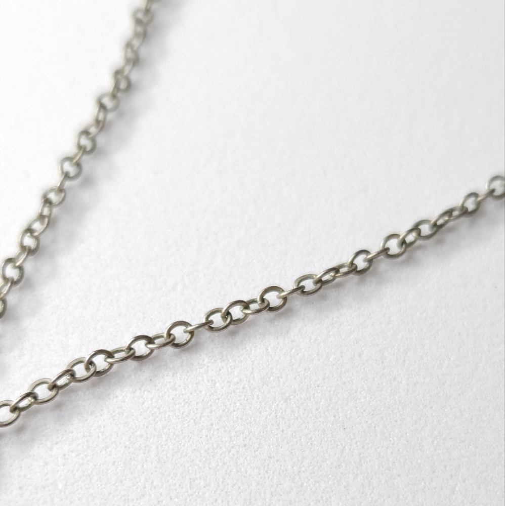 Steve Madden Silver Plated Heart & Flower Charm Necklace - Picture 4 of 7